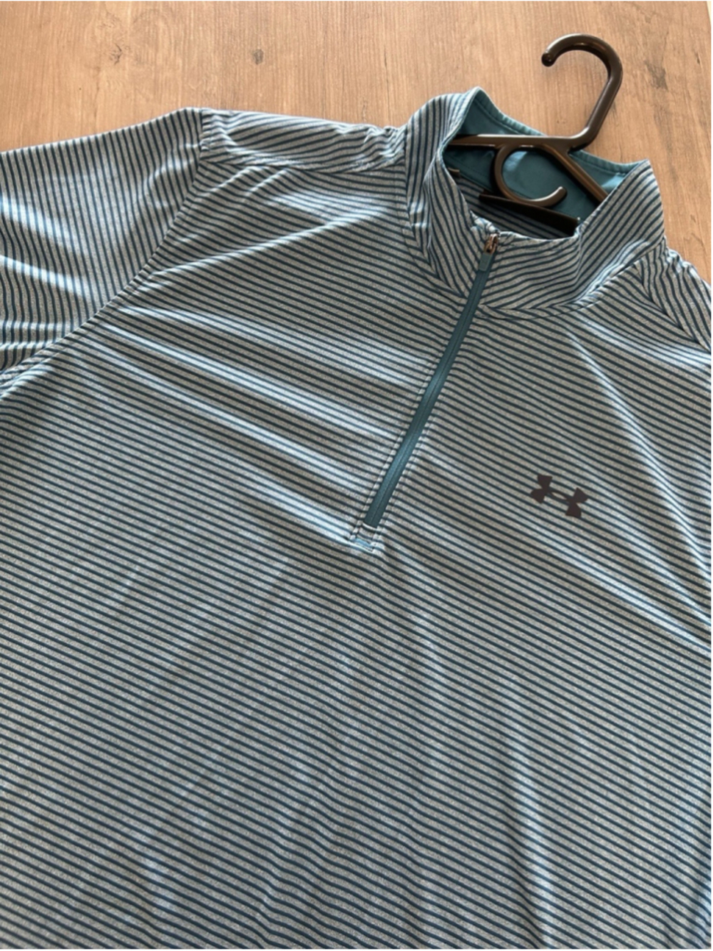 Under Armour Loose mens half zip athletic top blue stripes Size L